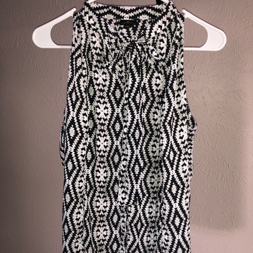 Black and white tank